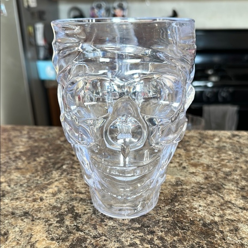 EUC Las Vegas Treasure Island Clear Skull Handled Cup - 2011